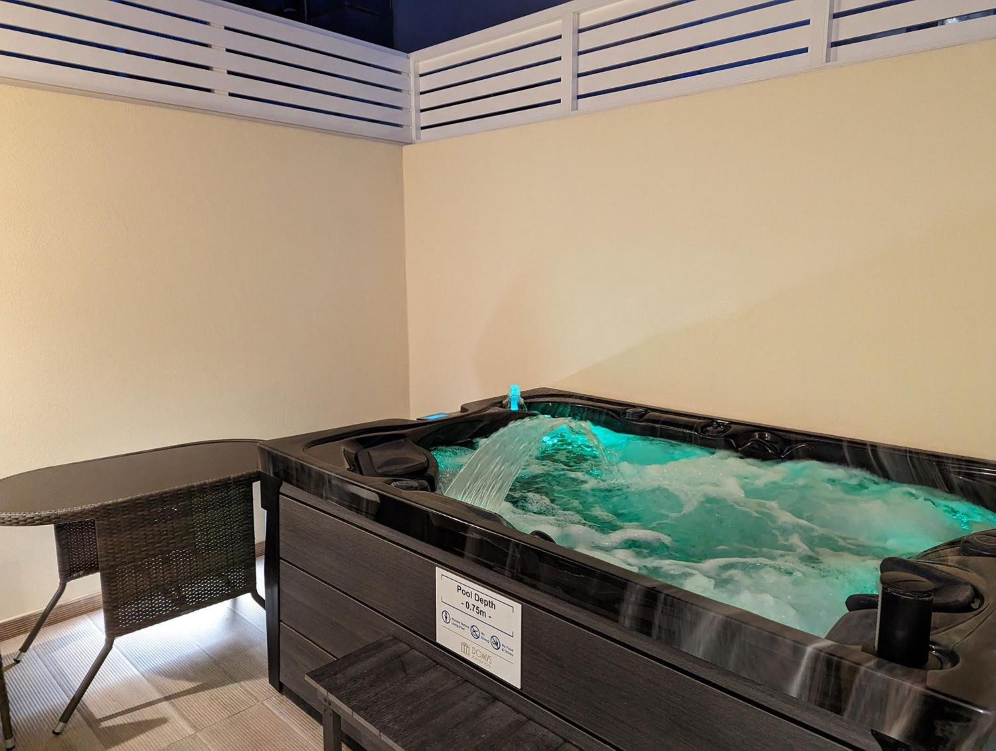 Domus Boutique Hotel *